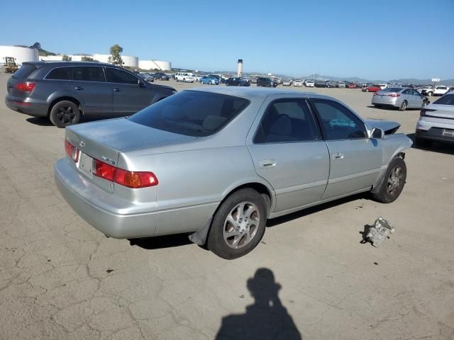 2000 Toyota Camry LE