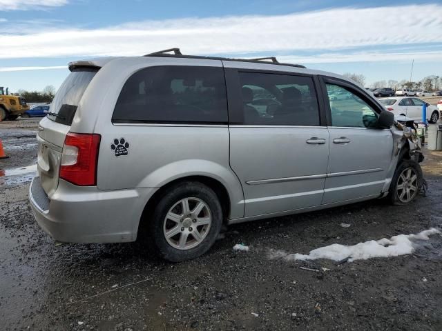 2012 Chrysler Town & Country Touring