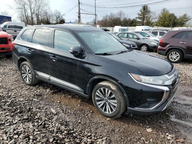 2019 Mitsubishi Outlander SE