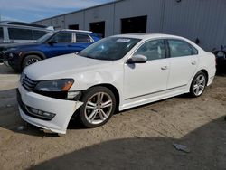 Lots with Bids for sale at auction: 2014 Volkswagen Passat SEL