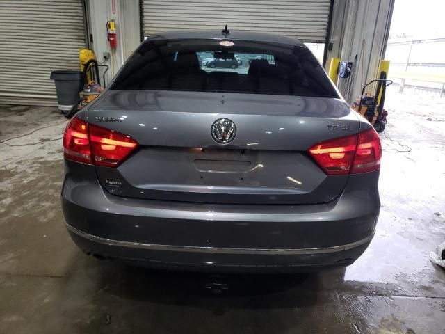 2013 Volkswagen Passat SEL