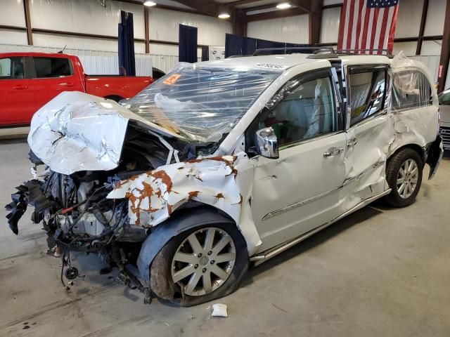 2015 Chrysler Town & Country Touring