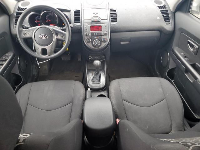 2011 KIA Soul +