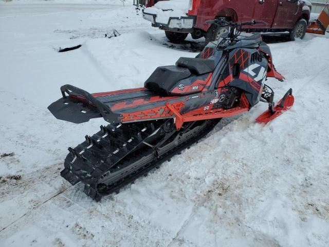 2023 Bombardier Snowmobile