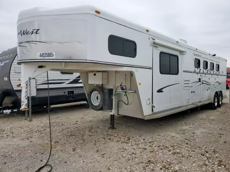 2008 Trail King Horse Trailer