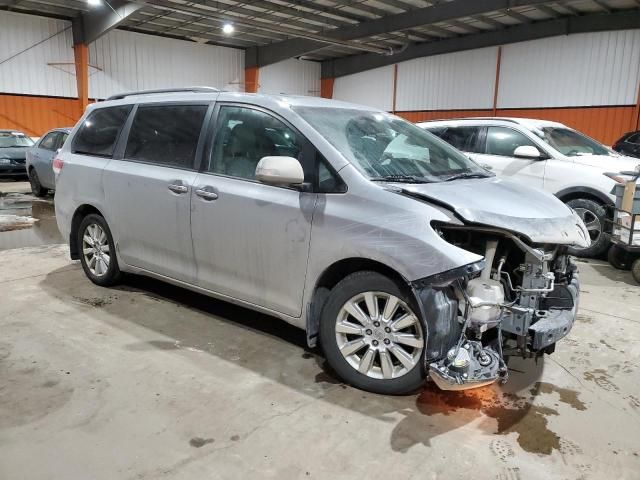 2013 Toyota Sienna XLE