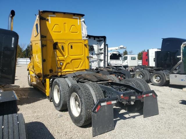 2022 Freightliner Cascadia 123 Semi Truck