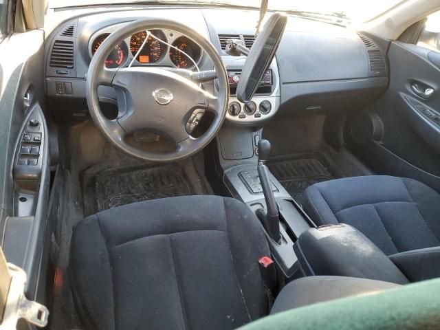 2004 Nissan Altima Base