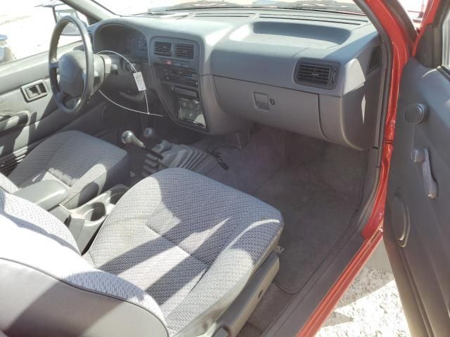 1997 Nissan Truck King Cab SE