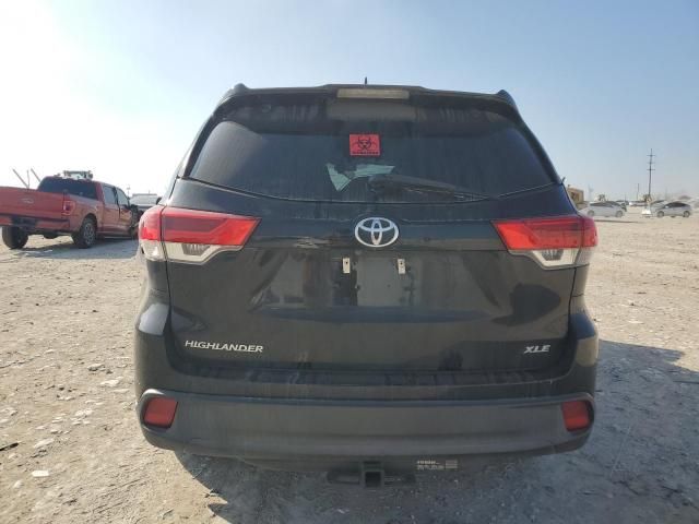 2019 Toyota Highlander SE