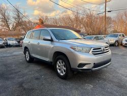 Salvage cars for sale from Copart Grand Prairie, TX: 2011 Toyota Highlander Base