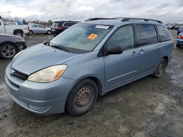 2005 Toyota Sienna CE