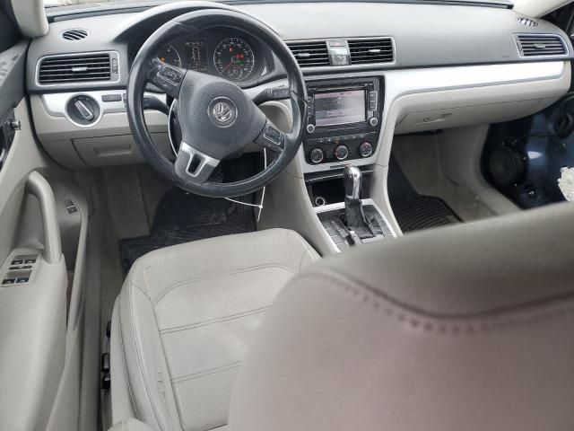 2013 Volkswagen Passat SE