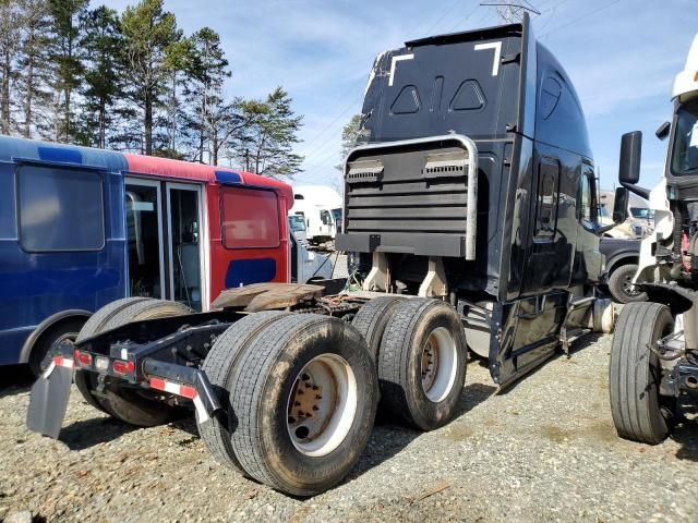 2022 Freightliner Cascadia 126