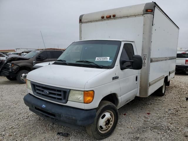 2006 Ford Econoline E350 Super Duty Cutaway Van