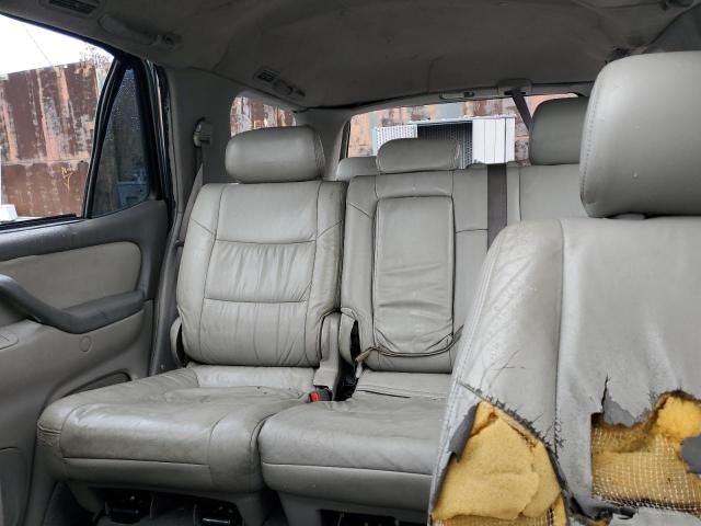 2002 Toyota Sequoia SR5