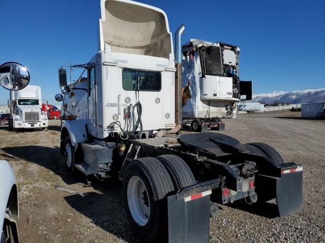 2009 Kenworth Construction T800