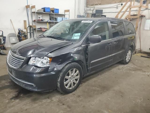 2016 Chrysler Town & Country Touring