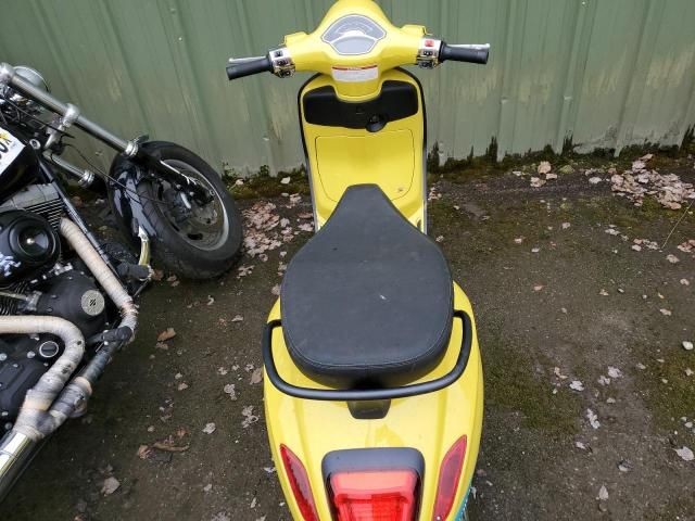 2024 Vespa Primavera