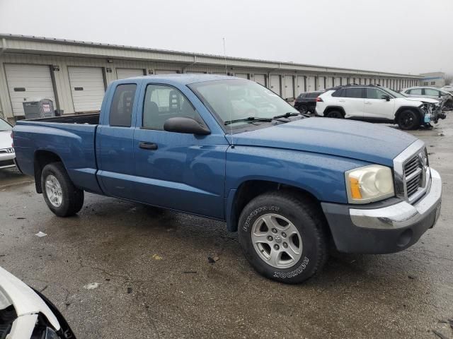 2005 Dodge Dakota SLT