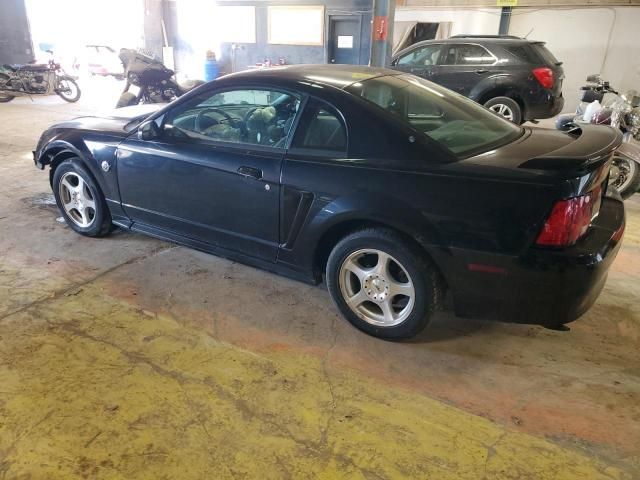 2004 Ford Mustang