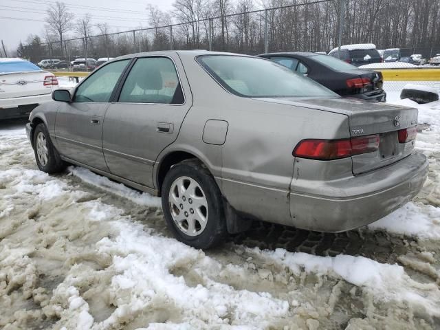 1999 Toyota Camry LE