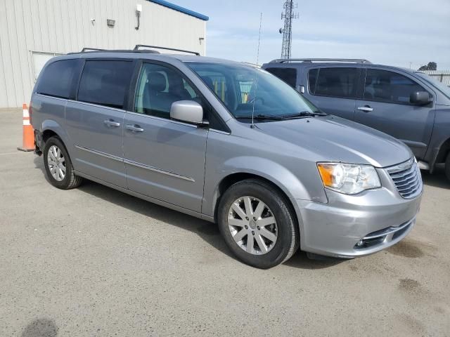 2016 Chrysler Town & Country Touring