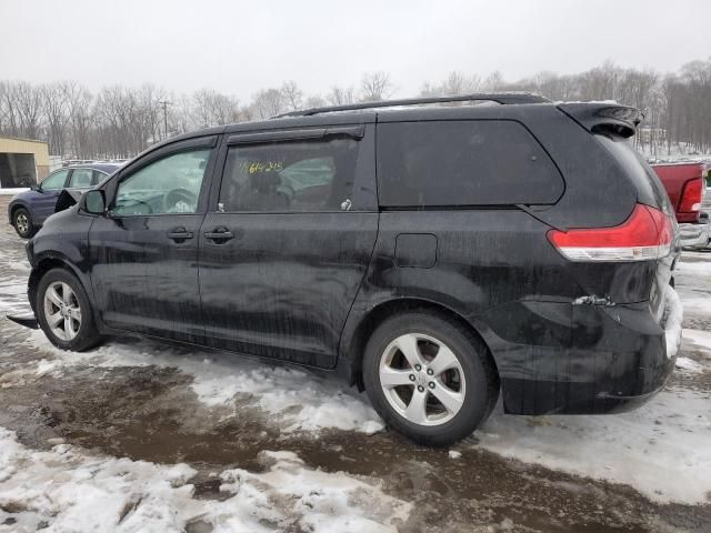 2011 Toyota Sienna LE