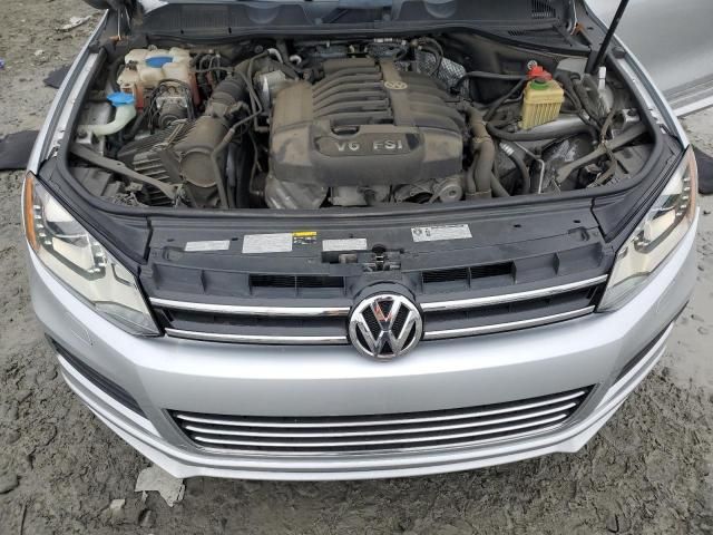 2014 Volkswagen Touareg V6