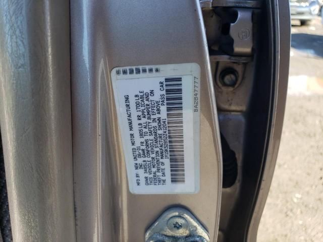 2002 Chevrolet GEO Prizm Base