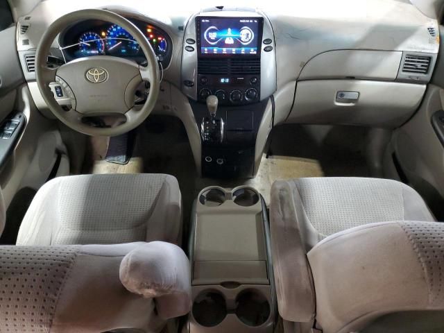 2006 Toyota Sienna CE