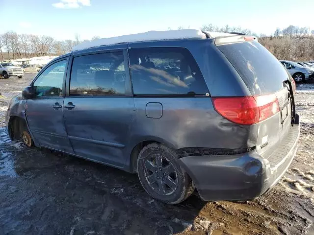 2010 Toyota Sienna CE