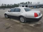 2005 Lincoln Town Car Signature Limited