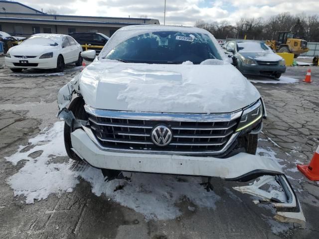 2020 Volkswagen Passat R-Line