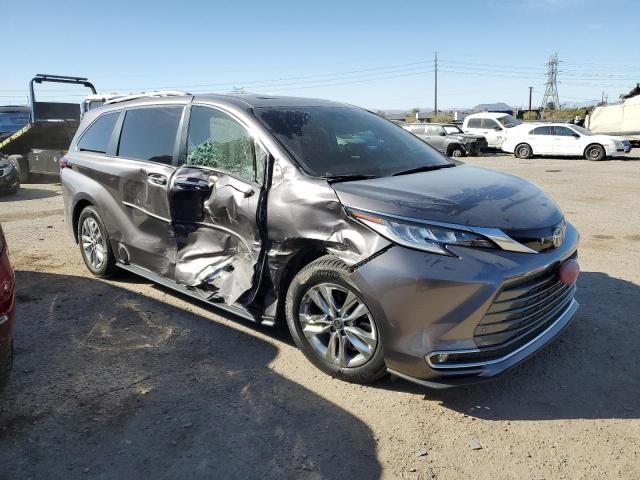 2021 Toyota Sienna Limited