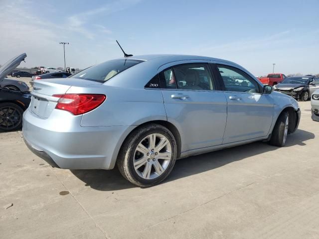 2013 Chrysler 200 Touring