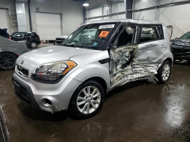 2013 KIA Soul +