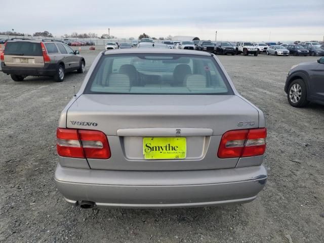 1999 Volvo S70