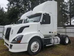 Salvage trucks for sale at Arlington, WA auction: 2007 Volvo VN VNL