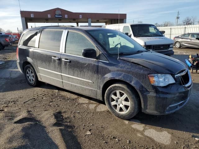 2012 Chrysler Town & Country Touring