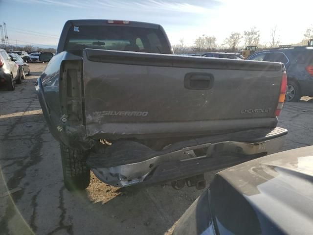 2002 Chevrolet Silverado C1500 Heavy Duty