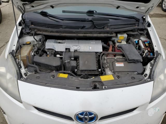 2013 Toyota Prius PLUG-IN