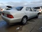 1999 Lexus LS 400