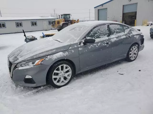 2019 Nissan Altima SR