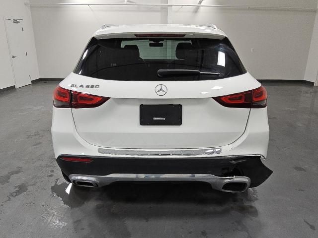 2021 Mercedes-Benz GLA 250