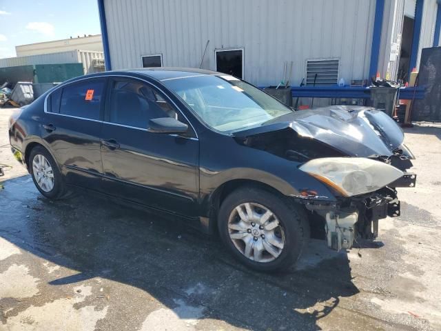 2010 Nissan Altima Base