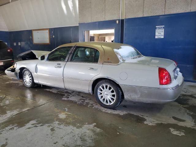 2004 Lincoln Town Car Ultimate