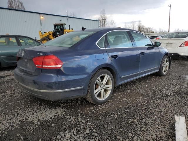 2012 Volkswagen Passat SEL