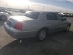 2006 Lincoln Town Car Signature Limited