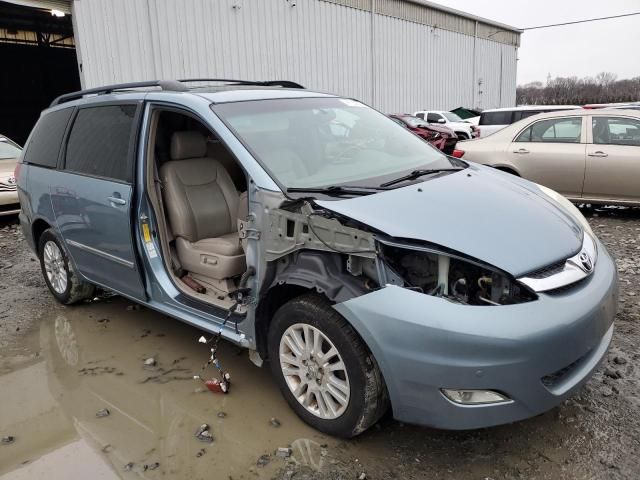 2008 Toyota Sienna XLE